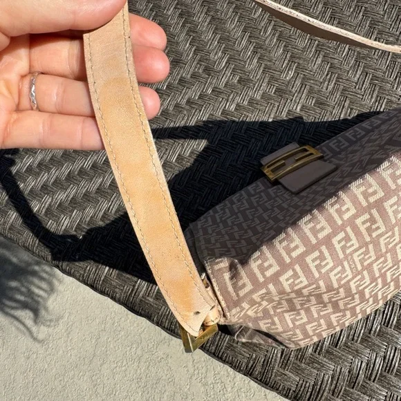 Fendi Zucca Mama Baguette Pink Canvas Shoulder Bag FF Logo Authentic Vintage - Picture 6 of 11